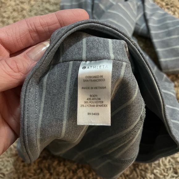 Athleta 7/8 Gray/White Stripe Leggings - Excellent Condition - Picture 3 of 4